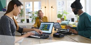 Beitragsbild des Blogbeitrags Native Instruments Komplete Kontrol M32, Komplete Start & New Sounds.Com Integration First Look!