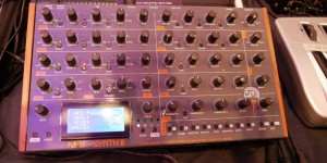 Beitragsbild des Blogbeitrags Superbooth 19: MFB Announced SYNTH 8, 8-Voice Desktop Polyphonic Analog Synthesizer 