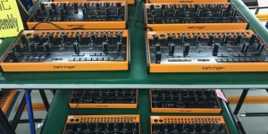 Beitragsbild des Blogbeitrags Behringer Crave Semi-Modular Analog Synthesizer ($199) Is Now In Production 