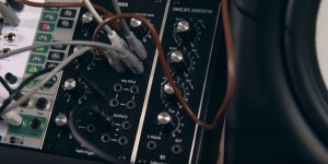 Beitragsbild des Blogbeitrags Behringer Shows Small Bites Of His Moog Modular Inspired Eurorack Modules