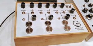 Beitragsbild des Blogbeitrags Neutral Labs Elmyra Is A DIY Drone Synth Inspired By The Lyra-8
