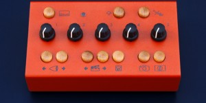 Beitragsbild des Blogbeitrags Critter & Guitari EYESY Synthesizer Turns Your Music Into Visuals (Now On Kickstarter)