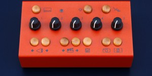 Beitragsbild des Blogbeitrags Critter & Guitari EYESY Synthesizer Turns Your Music Into Visuals (Now On Kickstarter) 