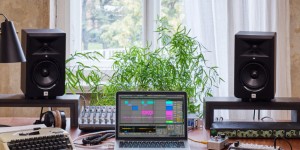Beitragsbild des Blogbeitrags Ableton Is Giving Away Their Sound Design E-Book, M4L Devices & 30% Off Sale