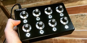 Beitragsbild des Blogbeitrags Krischer M8, New Analog 8 Oscillator Drone Synthesizer Made For Minimalists