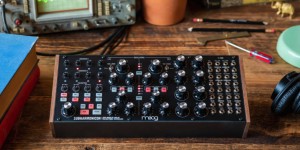 Beitragsbild des Blogbeitrags Moog Subharmonicon Is Here: Game Of Frequencies & Polyrhythmic Patterns
