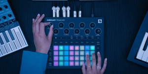 Beitragsbild des Blogbeitrags Novation Circuit Tracks, Major Redesign With Two MIDI Tracks, Rechargeable Battery & More