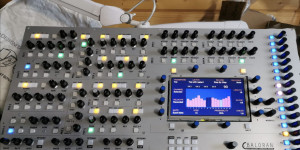 Beitragsbild des Blogbeitrags Baloran The Pool Hybrid Synthesizer, Feature Teaser & Sound Demos