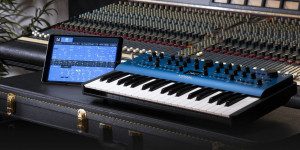 Beitragsbild des Blogbeitrags Modal Cobalt8 firmware 1.1, six new FM/AM oscillator algorithms & more