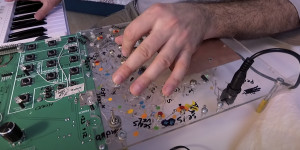 Beitragsbild des Blogbeitrags Soma REFLEX, Vlad Kreimer teases super expressive digital poly synth