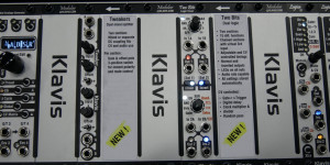 Beitragsbild des Blogbeitrags Superbooth 21: Klavis Tweakers dual mixer/splitter & Two Bits dual logic modules