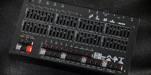 Beitragsbild des Blogbeitrags Twisted Electrons BlastBeats, raw dirty 10-voice FM groovebox with retro 8-bit charm