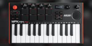 Beitragsbild des Blogbeitrags Akai MPK mini play MK3, portable keyboard with sounds and speaker 