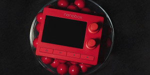 Beitragsbild des Blogbeitrags 1010music nanobox fireball, pocket-sized wavetable Synthesizer for on the go