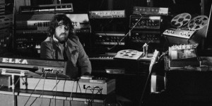 Beitragsbild des Blogbeitrags RIP Vangelis, synthesist and music pioneer dies at 79 