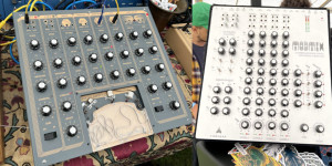 Beitragsbild des Blogbeitrags Superbooth 22: Finegear Dirt Magnet analog tape multi-fx & Modmix, first look