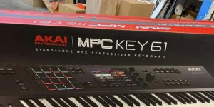 Beitragsbild des Blogbeitrags Akai MPC Key 61 leak, new photos show the official packaging of the new MPC Synthesizer keyboard