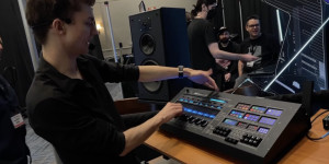 Beitragsbild des Blogbeitrags Shear Electronics Relic, the bi-timbral OB-X clone made a comeback at SynthPlex 22