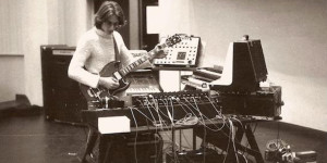 Beitragsbild des Blogbeitrags RIP Manuel Göttsching, Krautrock musician and electronic music pioneer has passed away 