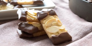 Beitragsbild des Blogbeitrags Mandel Shortbread Cookies 