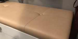 Beitragsbild des Blogbeitrags Gardrobänska oder eine schwedische Garderobe