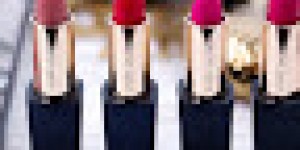 Beitragsbild des Blogbeitrags 4 Generationen Lippenstifte - die Estee Lauder Pure Color Envy Matte Sculpting Lipstick