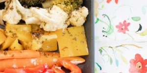 Beitragsbild des Blogbeitrags Regenbogen aus dem Ofen ;) Gemüseblech mit Fisch 