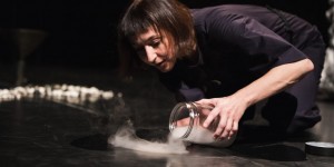 Beitragsbild des Blogbeitrags Der Mond tropft – Toihaus