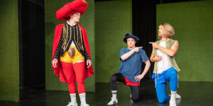 Beitragsbild des Blogbeitrags The complete works of William Shakespeare (abridged) – International Theatre Salzburg 