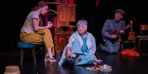 Beitragsbild des Blogbeitrags Ein Moment in der Hand – Theater Breloque