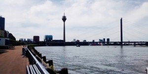 Beitragsbild des Blogbeitrags Kurztrip nach Düsseldorf oder: Literaturübersetzen für Anfänger 