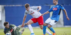 Beitragsbild des Blogbeitrags Youth League: Offensivgala beschert wichtigen Dreier gegen Napoli