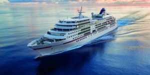 Beitragsbild des Blogbeitrags MS EUROPA 2 und MS EUROPA verteidigen Bestnote Fünf-Sterne-Plus im Berlitz Cruise Guide 2019
