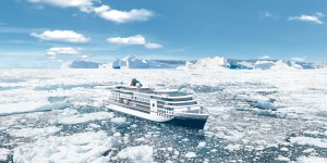 Beitragsbild des Blogbeitrags Grönland erleben mit der HANSEATIC nature: Expeditionen jenseits des Nordpolarkreises