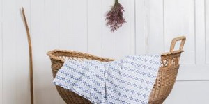 Beitragsbild des Blogbeitrags Willkommen auf der Welt – 6 Kuschelige Babydecken