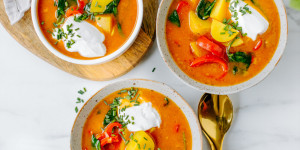 Beitragsbild des Blogbeitrags Schneller Kartoffel-Paprika-Eintopf