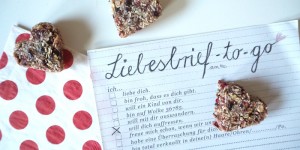 Beitragsbild des Blogbeitrags Erdbeerherzen – verliebt ins Leben!