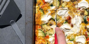 Beitragsbild des Blogbeitrags Familientisch hoch 2 – Frühlings-Frittata 