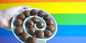Beitragsbild des Blogbeitrags Schoko-Erdnuss Protein Balls