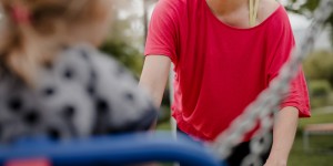 Beitragsbild des Blogbeitrags Der Workout-Schummelzettel für gestresste Mamas