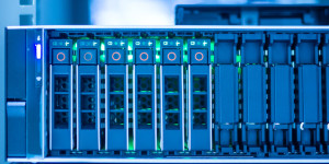 Beitragsbild des Blogbeitrags ZFS over iSCSI storage in Proxmox
