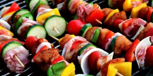 Beitragsbild des Blogbeitrags 3 Grillsaucen, die es in sich haben 