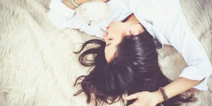 Beitragsbild des Blogbeitrags Hilfe, ich kann nicht schlafen! 6 effektive Tipps gegen Schlaflosigkeit 