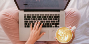 Beitragsbild des Blogbeitrags Unsicher, ob du ernstzunehmenden Content vor dir hast? Hier findest du eine Anleitung zum Fakt Checking!
