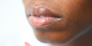 Beitragsbild des Blogbeitrags Sind Lippenpflegestifte wirklich so wichtig? 