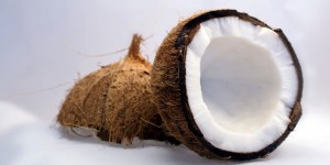 Beitragsbild des Blogbeitrags Kokosöl: Entspannende & natürliche Schönheitspflege 