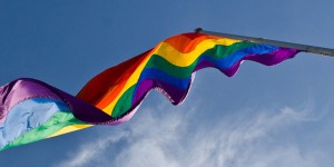 Beitragsbild des Blogbeitrags Som Hein outet sich als bisexuell