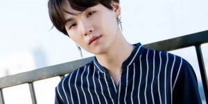 Beitragsbild des Blogbeitrags Suga sorgt für Hoodie-Ausverkauf in nur 6 Stunden