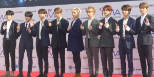 Beitragsbild des Blogbeitrags Stray Kids entschuldigen sich für mögliche Fettnäpfchen von früher