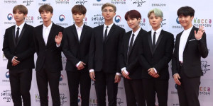 Beitragsbild des Blogbeitrags BTS werden in 2 Stunden bei der Louis Vuitton Fashion Show zu sehen sein